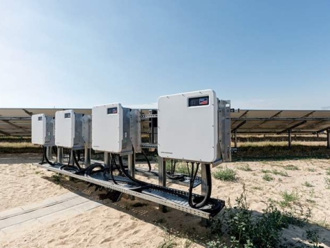quy-trinh-kiem-tra-inverter-solar