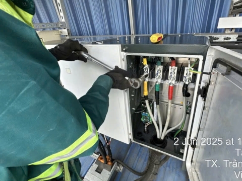 van-hanh-thu-toan-bo-he-thong-dien-mat-troi-system-commissioning