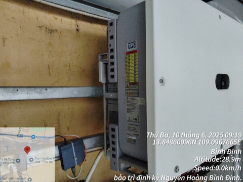 huong-dan-thay-the-bo-ngat-mach-dc-dc-breaker-va-cau-chi-dc-bi-loi
